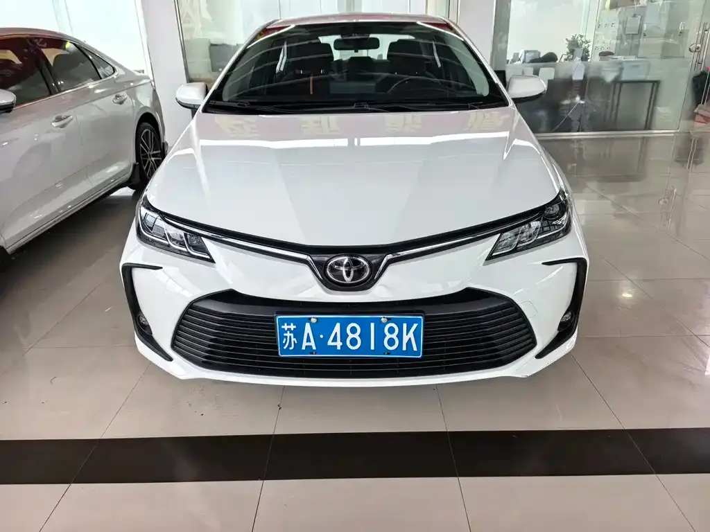 Toyota Corolla 2024 из CN, фото 2