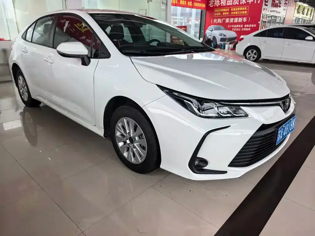 Toyota Corolla 2024 из CN, фото 3