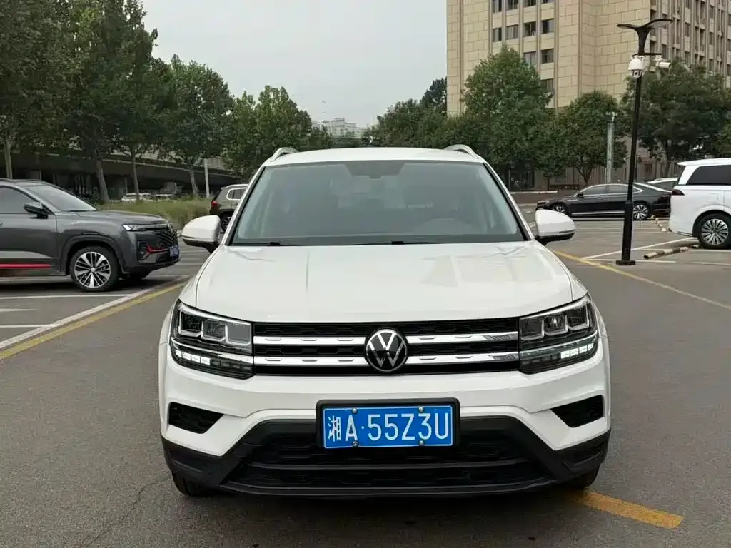 Volkswagen Tharu 2023 из CN, фото 4