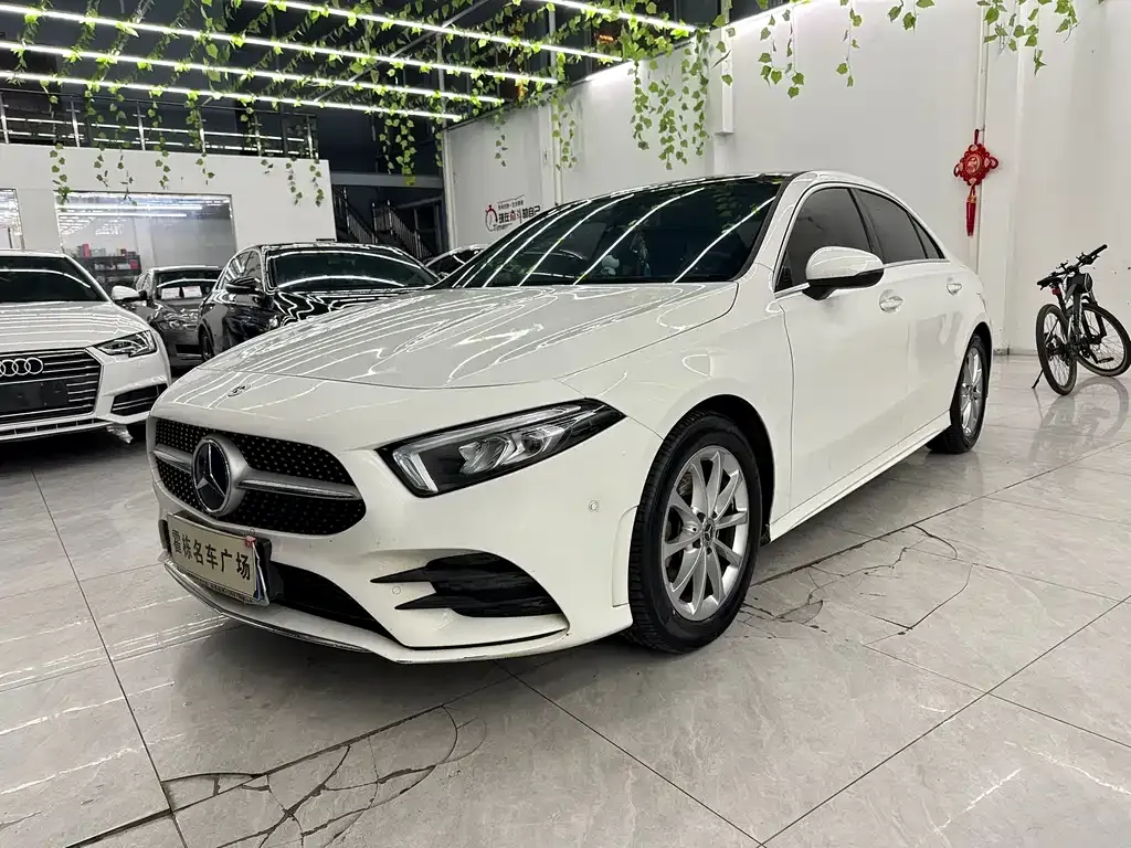 Mercedes-Benz A-Class — фото 1