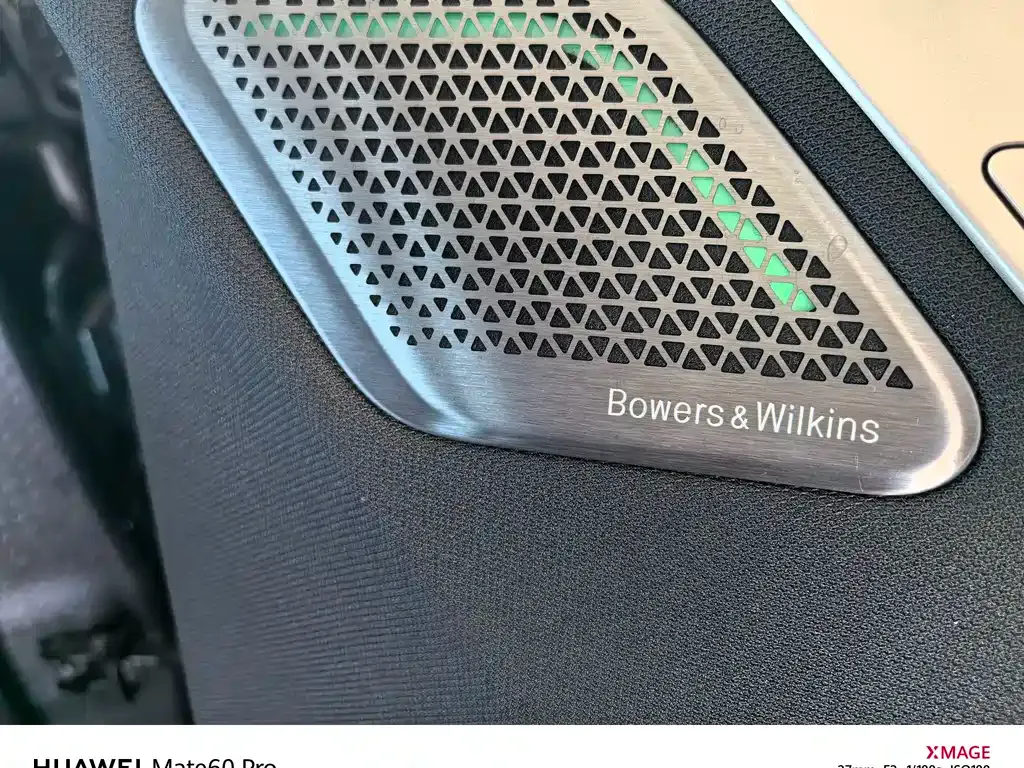 BMW iX M60 2024 из CN, фото 5