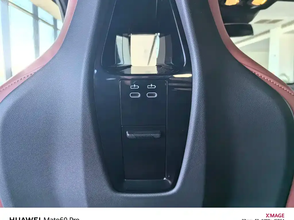 BMW iX M60 2024 из CN, фото 9