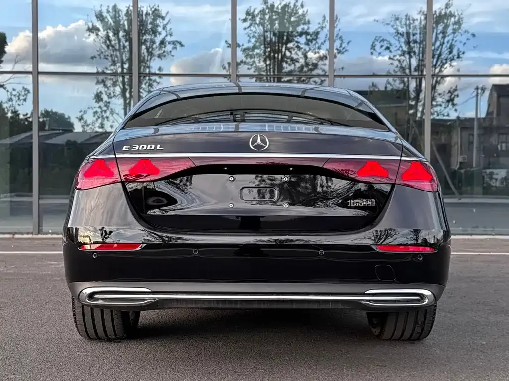 Mercedes-Benz E-Class 2025 из CN, фото 9