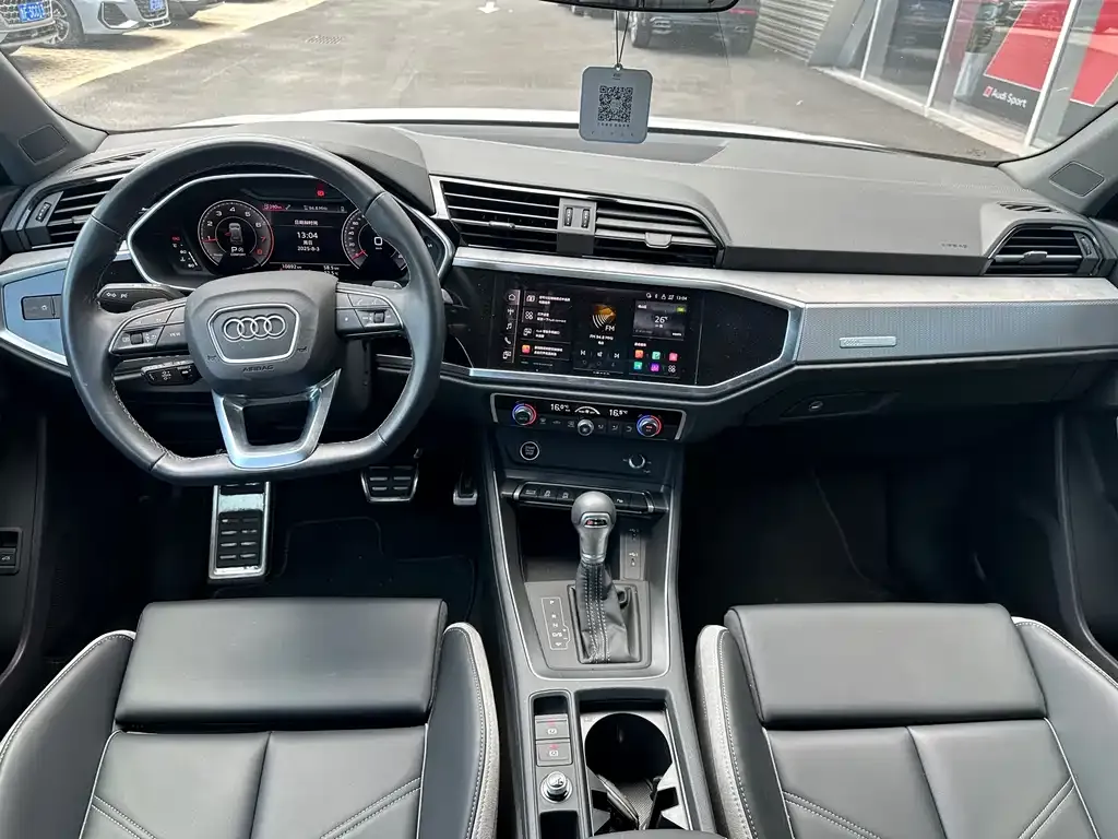 Audi Q3 2024 из CN, фото 10