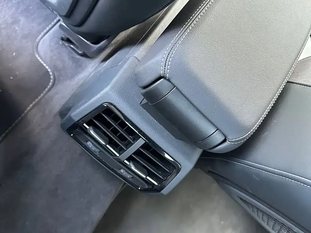 Audi Q3 2024 из CN, фото 9