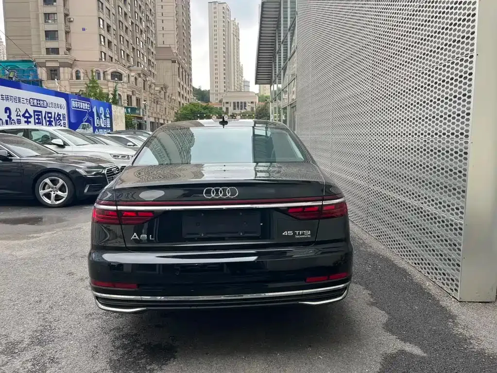 Audi A8 2025 из CN, фото 5