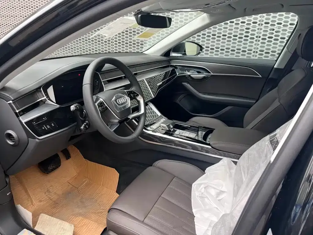 Audi A8 2025 из CN, фото 7