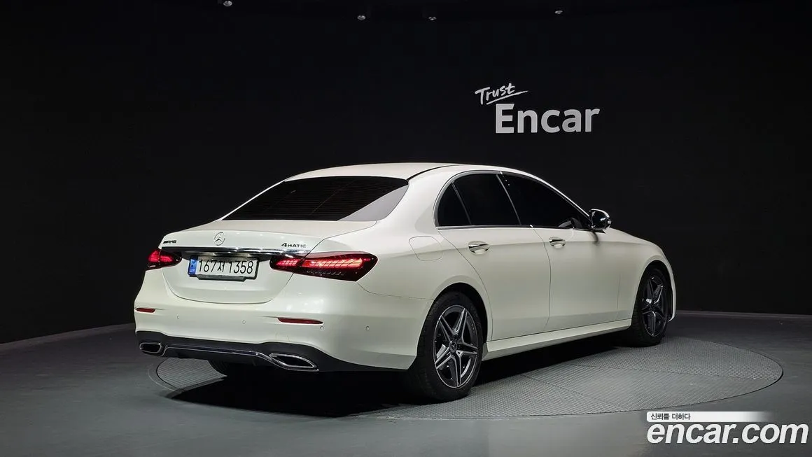 Mercedes-Benz E-Class 2023 из KR, фото 2