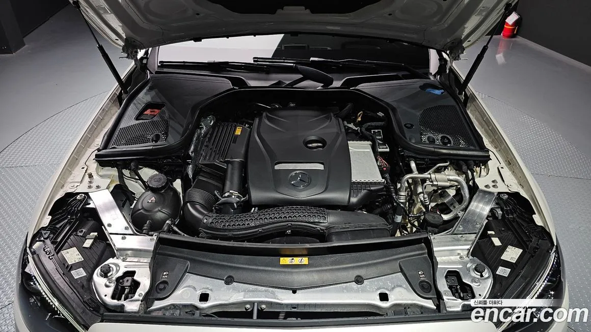 Mercedes-Benz E-Class 2023 из KR, фото 6