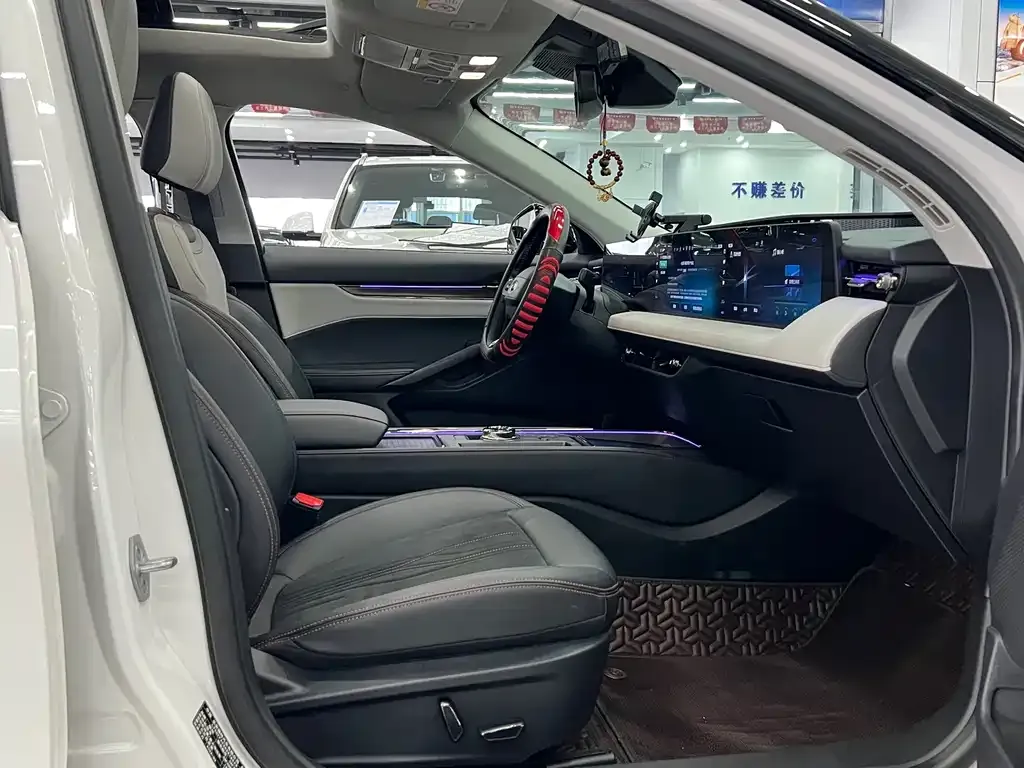 Ford Mondeo 2022 из CN, фото 8