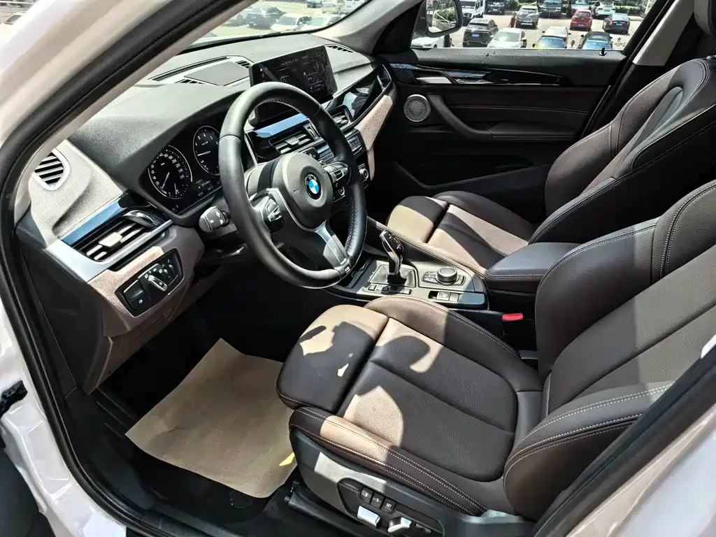 BMW X1 2021 из CN, фото 4