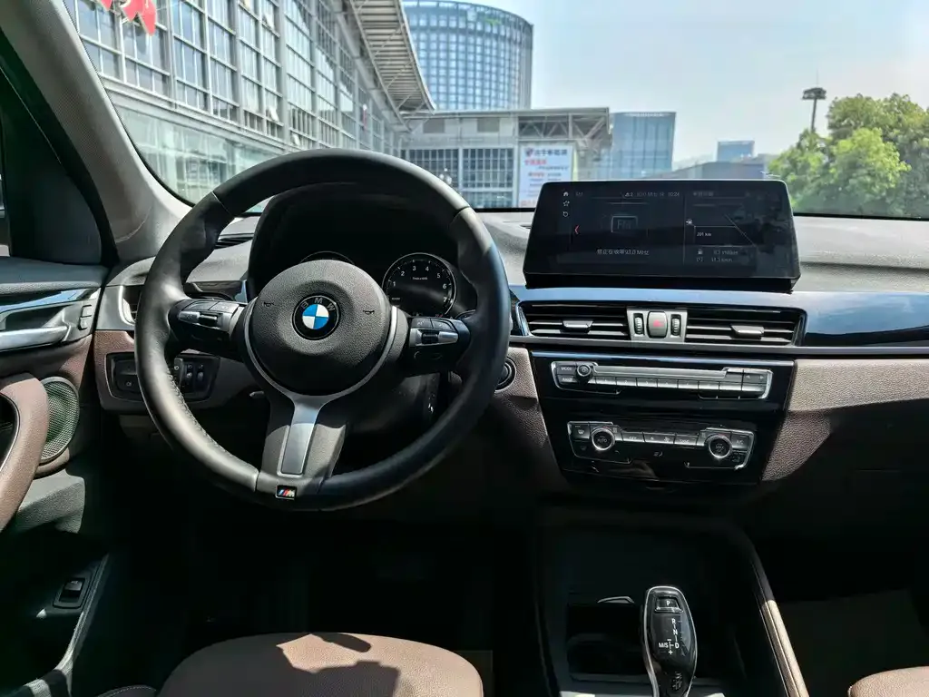 BMW X1 2021 из CN, фото 6