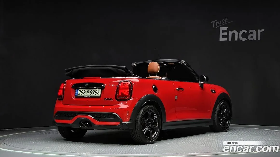 Mini Cooper Convertible — фото 2