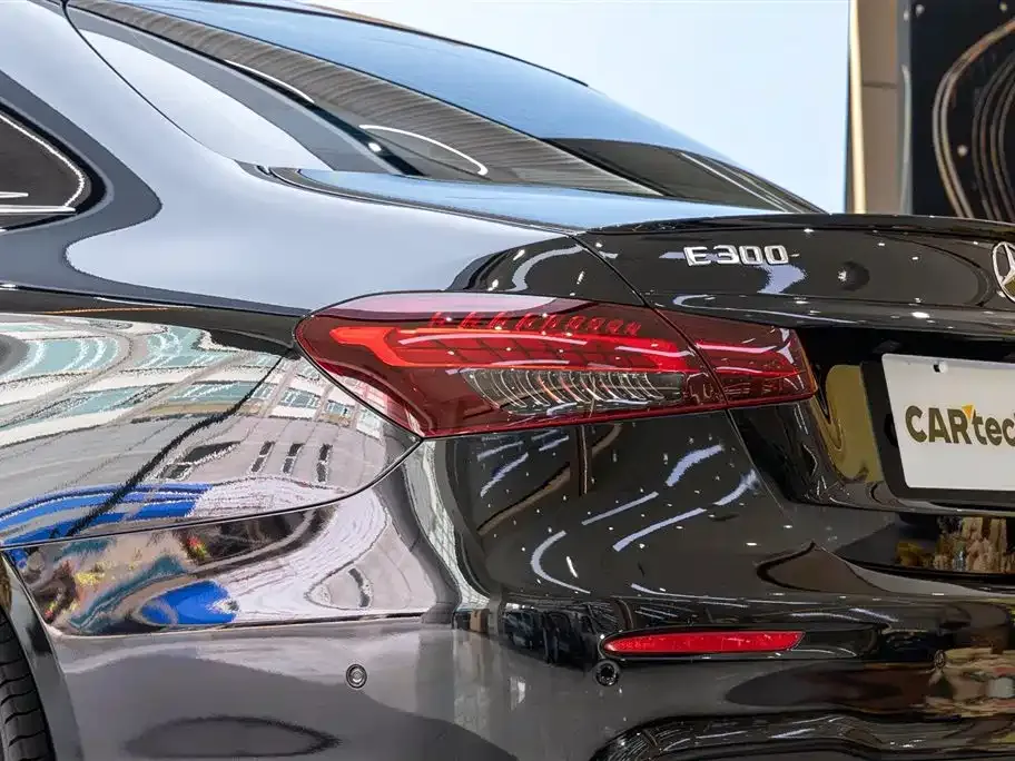 Mercedes-Benz E-Class (Import) 2023 из CN, фото 7