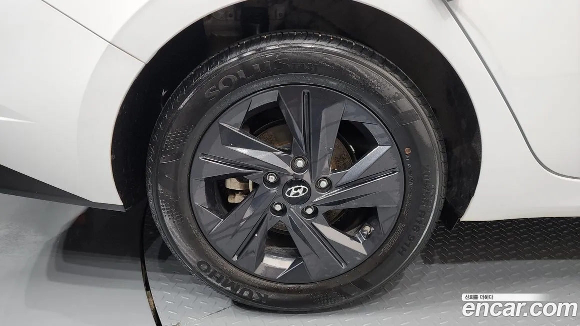 Hyundai AVANTE 2022 из KR, фото 5