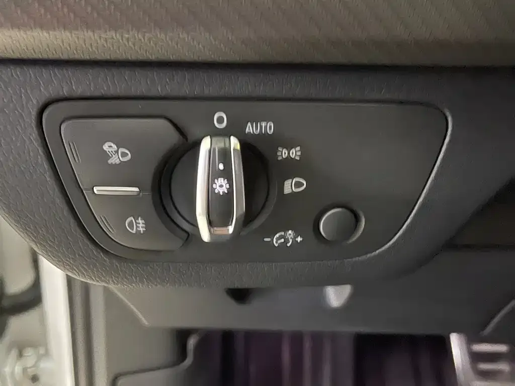 Audi Q5L 2024 из CN, фото 7