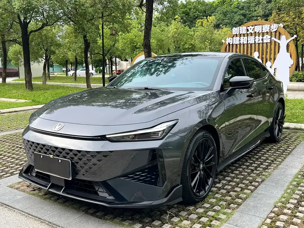 Changan UNI-V 2024 из CN, фото 1
