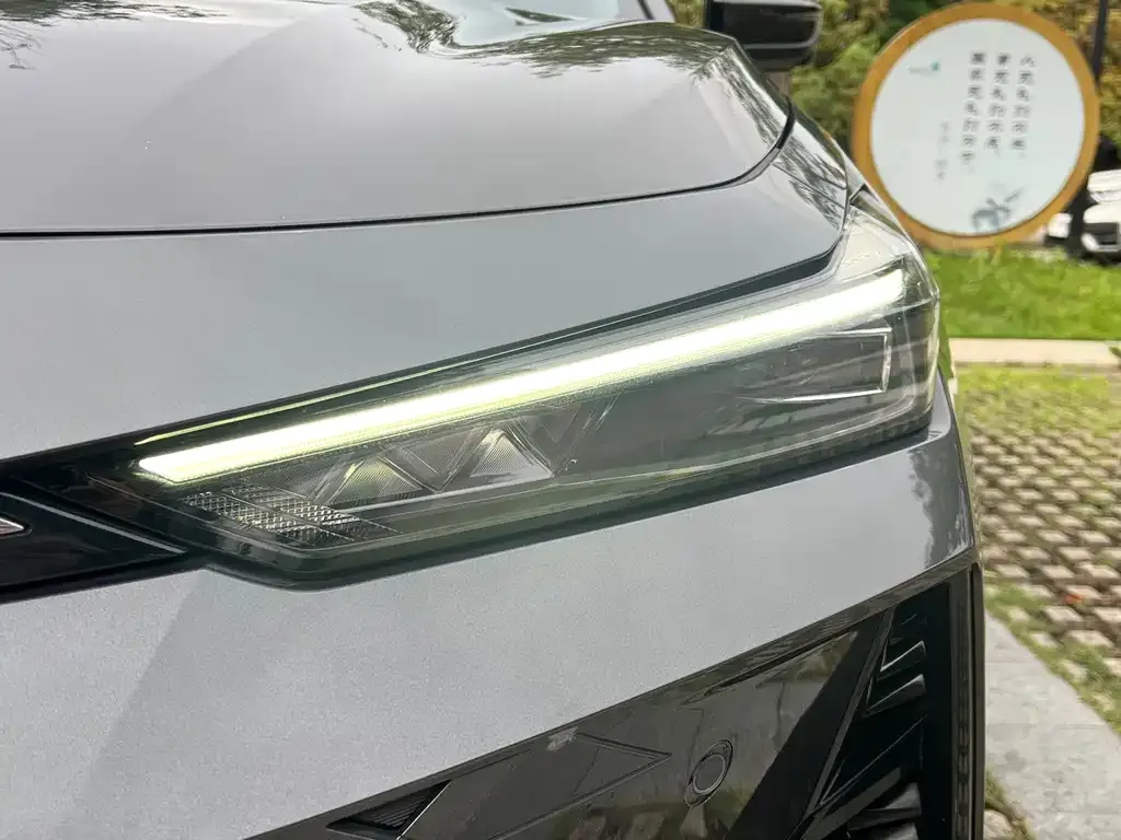 Changan UNI-V 2024 из CN, фото 6