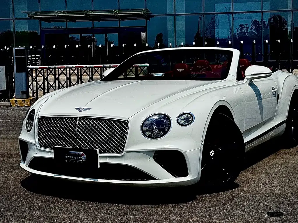 Bentley Continental 2021 из CN, фото 1