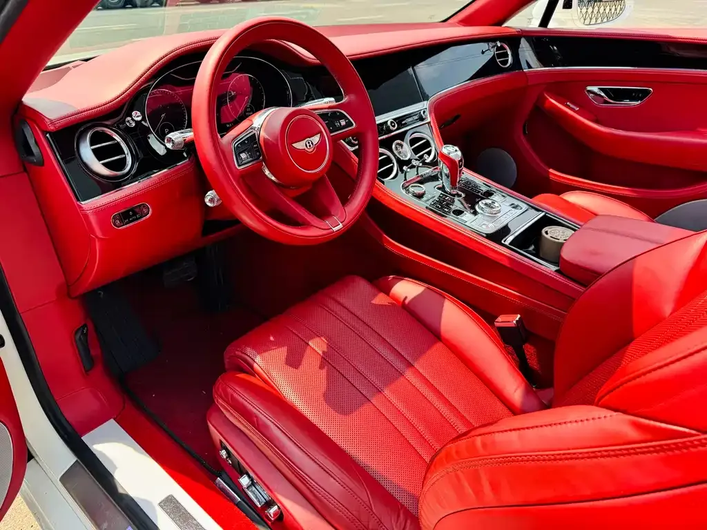 Bentley Continental 2021 из CN, фото 10