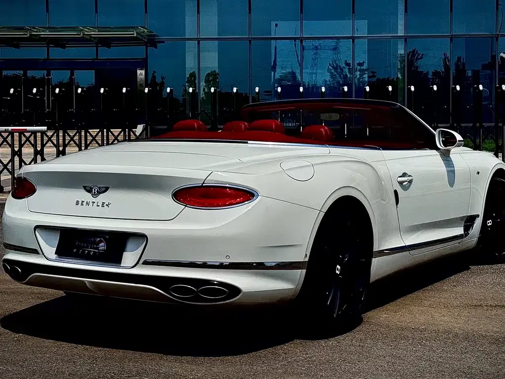 Bentley Continental 2021 из CN, фото 6