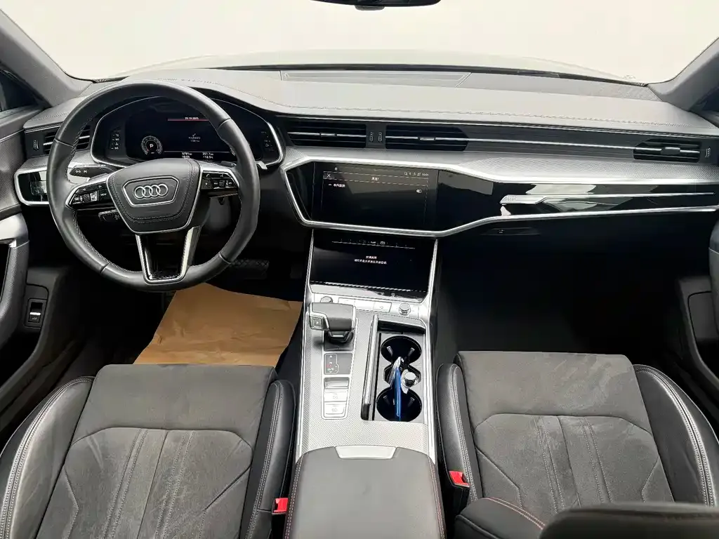 Audi A6L 2024 из CN, фото 8
