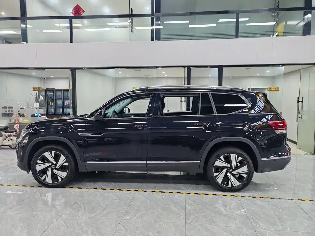 Volkswagen Teramont 2023 из CN, фото 3