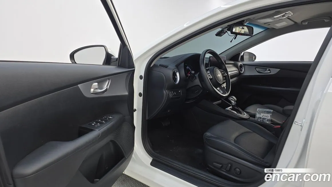 Kia K3 2023 из KR, фото 10