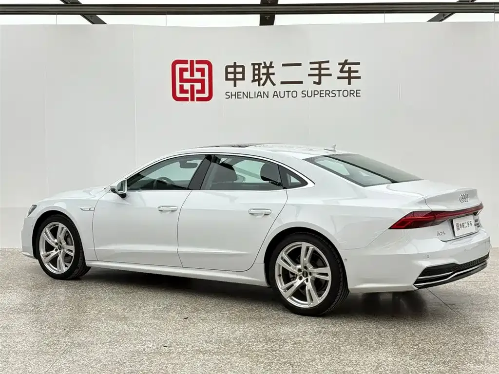 Audi A7L — фото 4