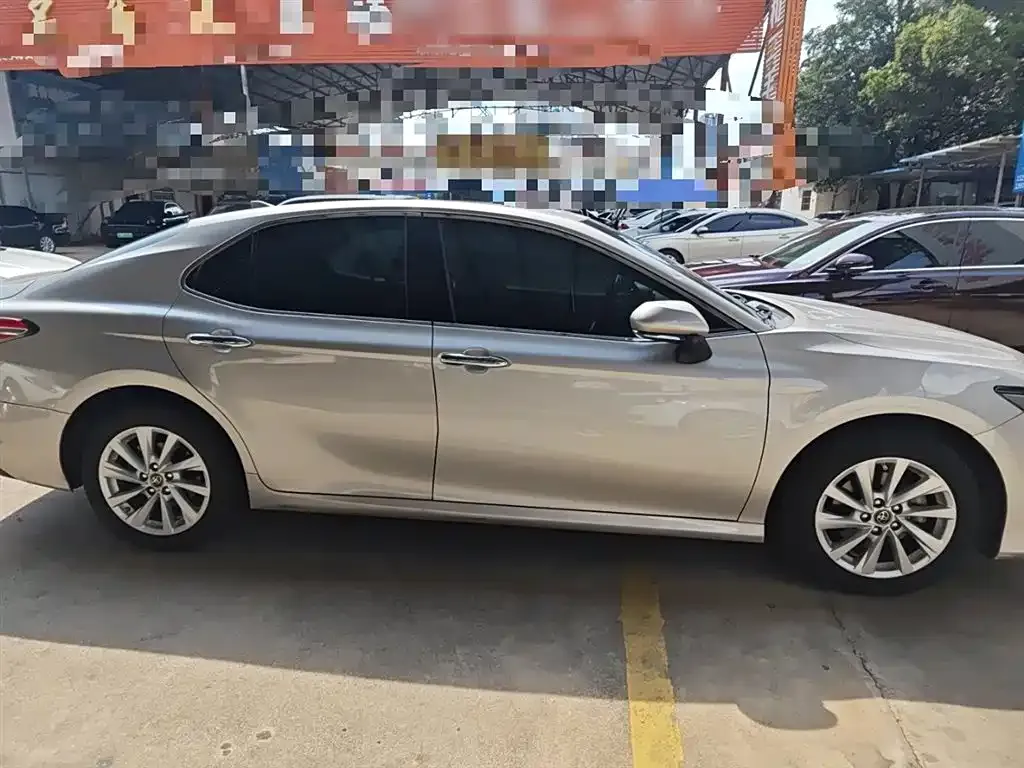 Toyota Camry 2022 из CN, фото 10