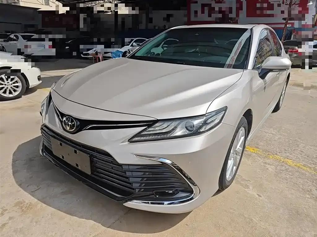 Toyota Camry 2022 из CN, фото 2
