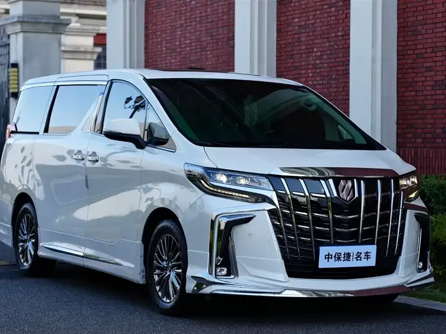 Toyota Vellfire — фото 2