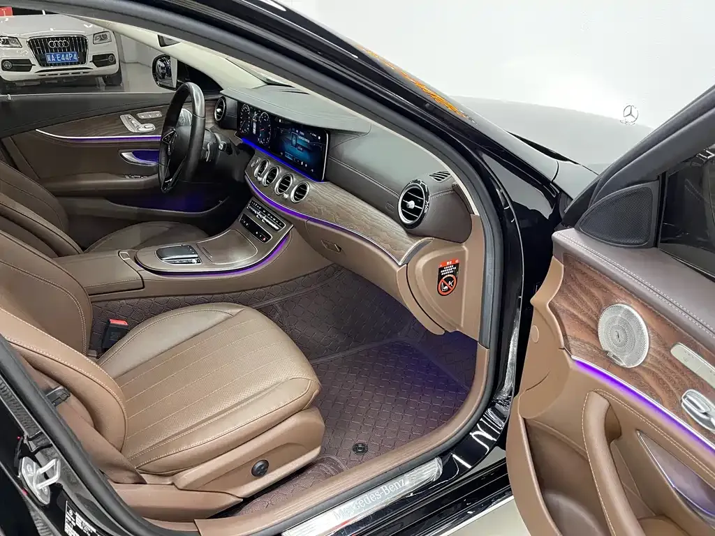 Mercedes-Benz E-Class 2022 из CN, фото 10