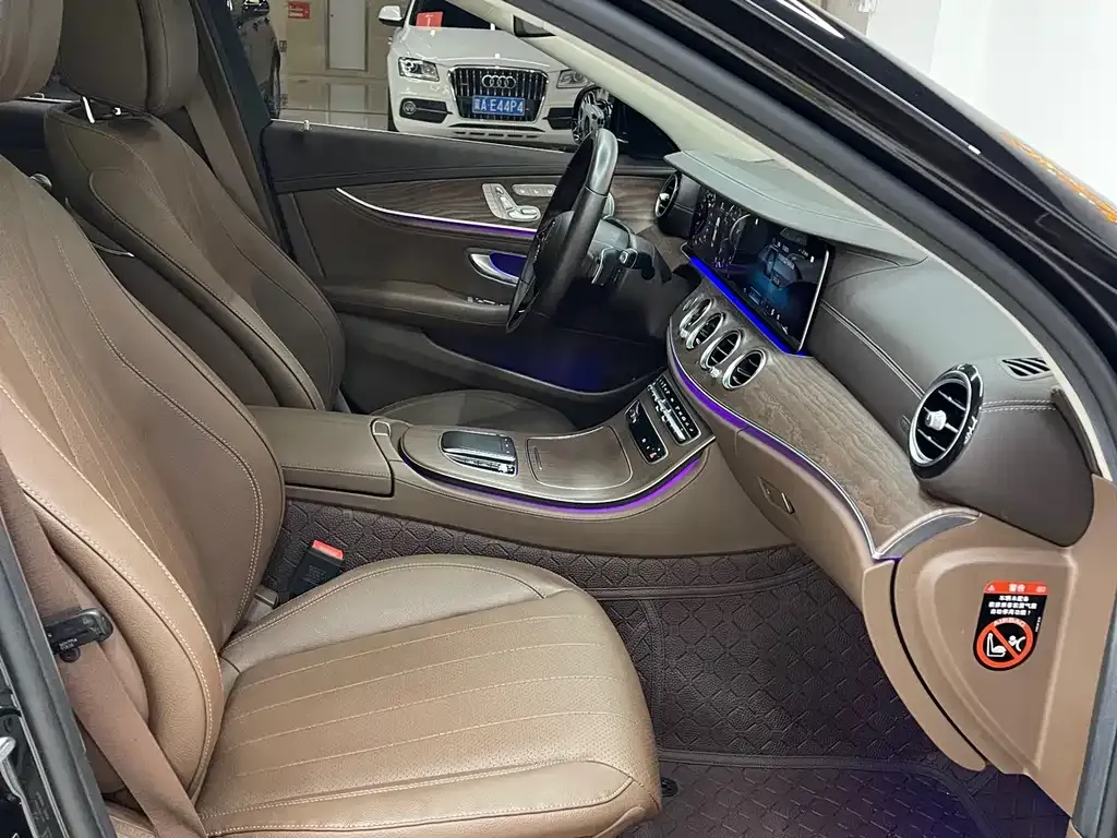 Mercedes-Benz E-Class 2022 из CN, фото 9