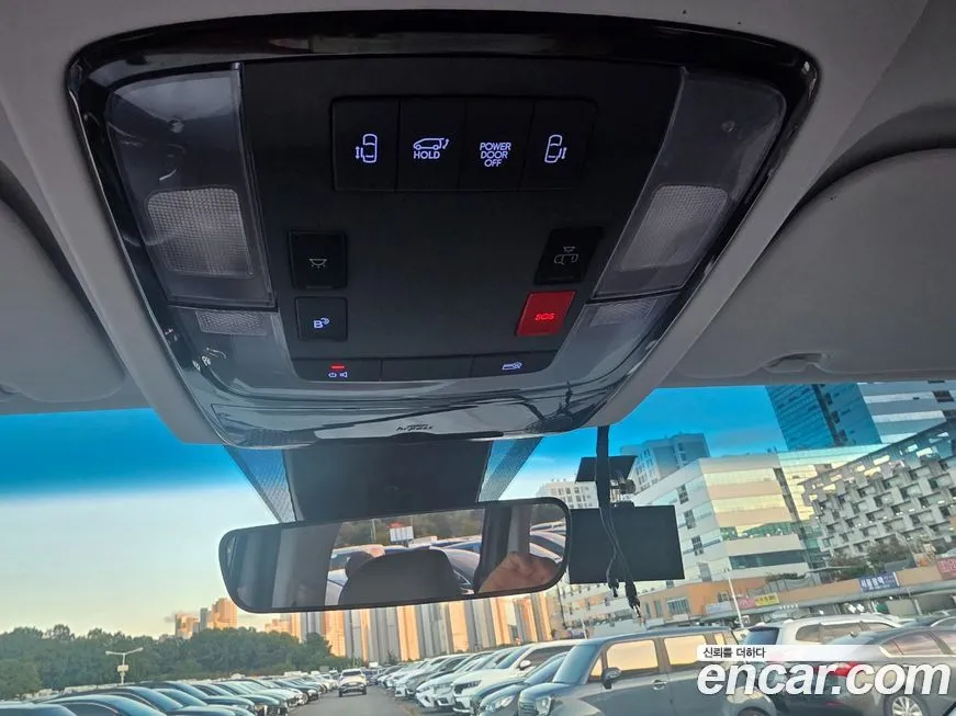 Hyundai Staria 2023 из KR, фото 10