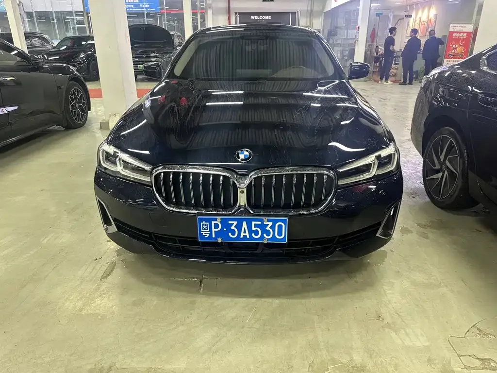 BMW 5 Series — фото 2