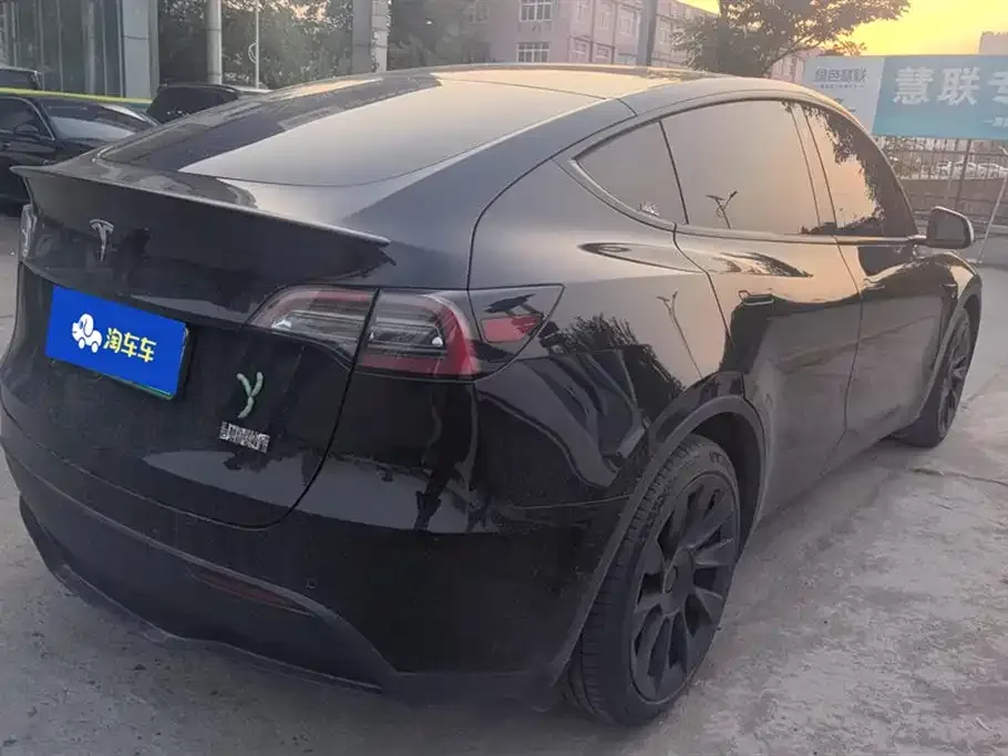 Tesla Model Y 2023 из CN, фото 3