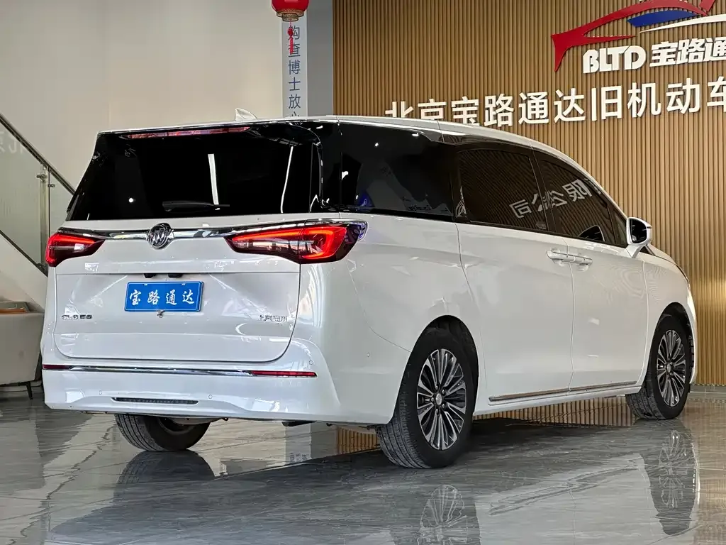 Buick GL8 2024 из CN, фото 6
