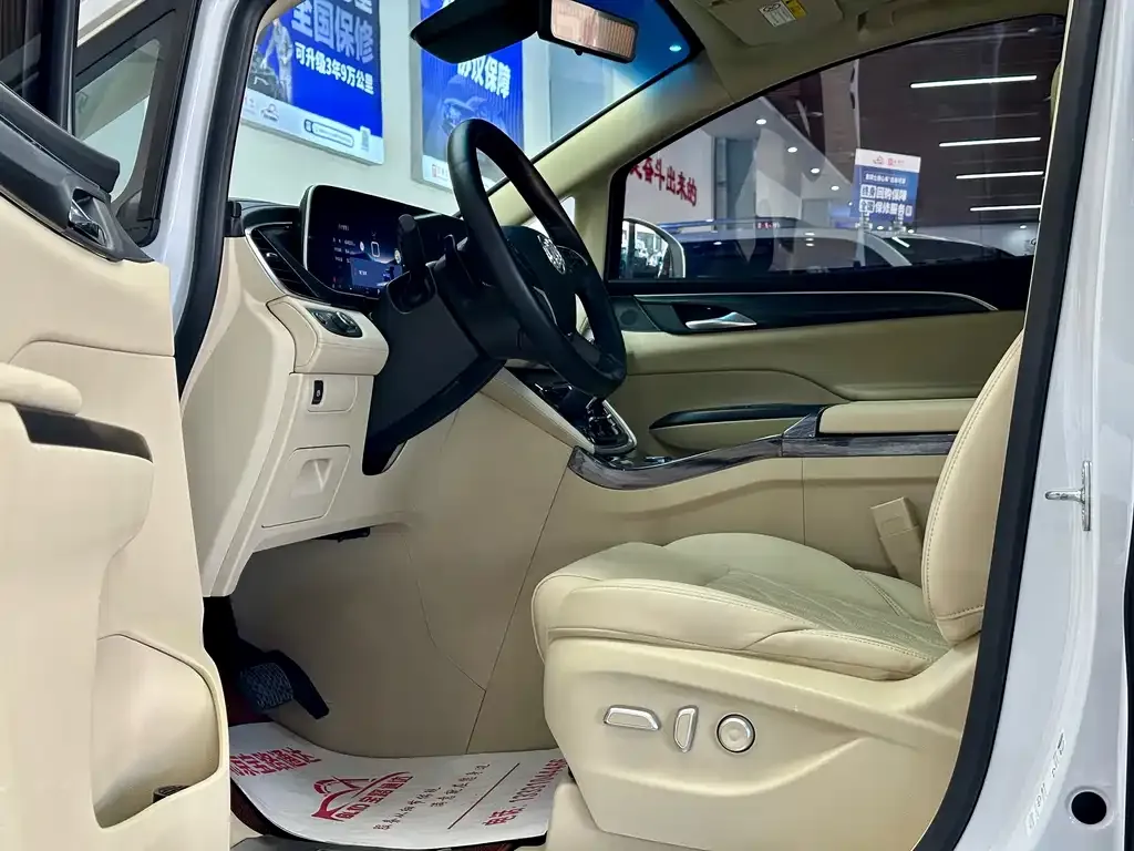 Buick GL8 2024 из CN, фото 7