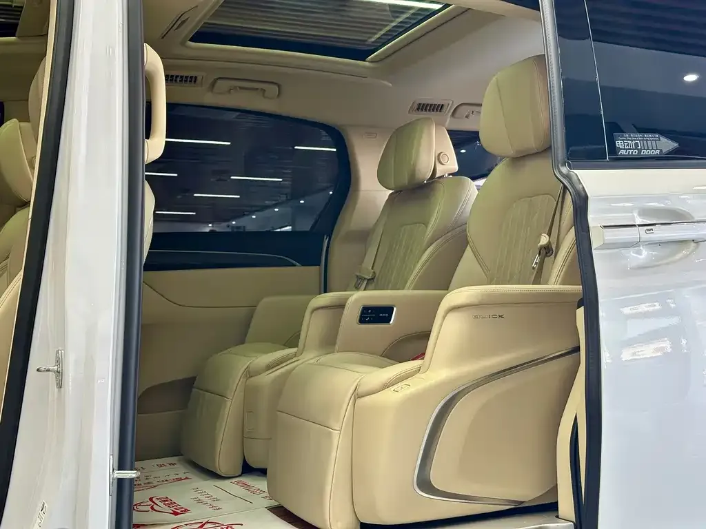 Buick GL8 2024 из CN, фото 8