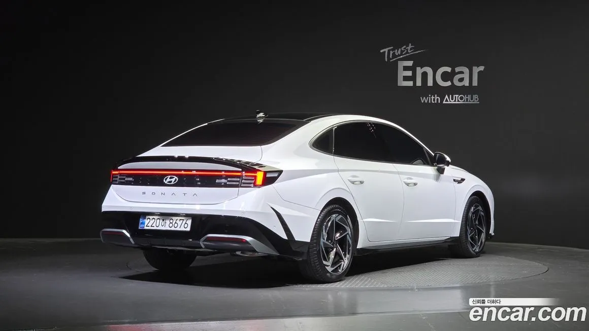 Hyundai Sonata 2024 из KR, фото 2