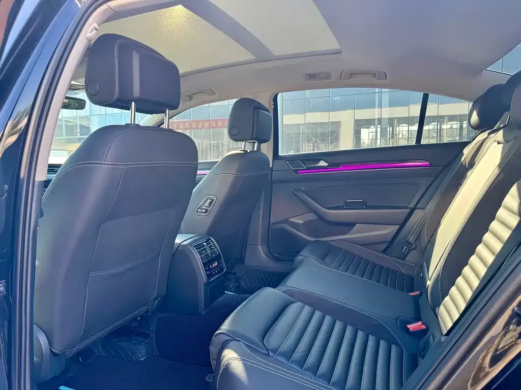 Volkswagen Magotan 2022 из CN, фото 6