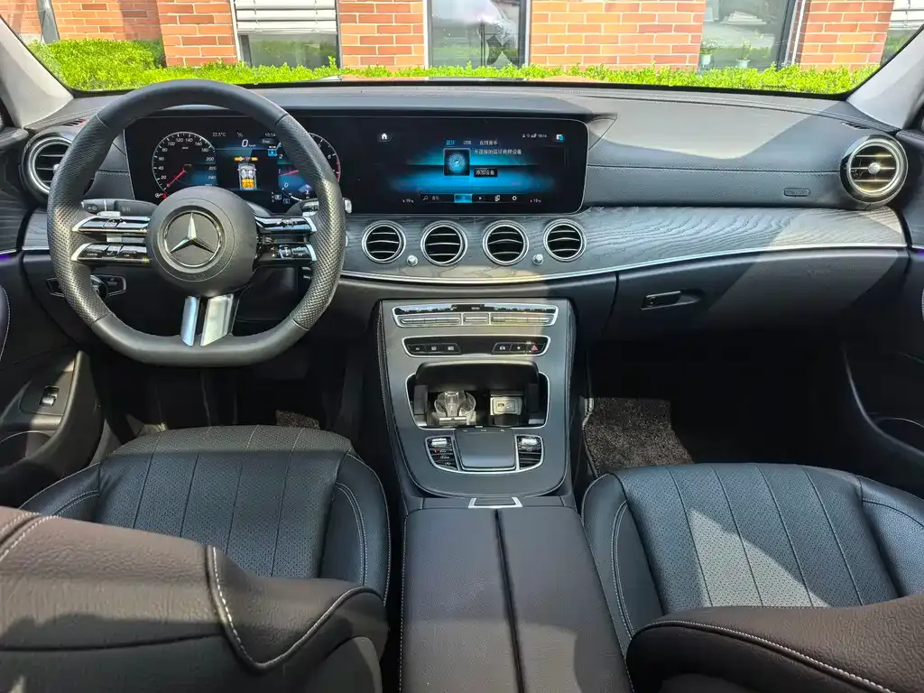 [object Object] E-Class (Import) 2023 из CN, фото 10