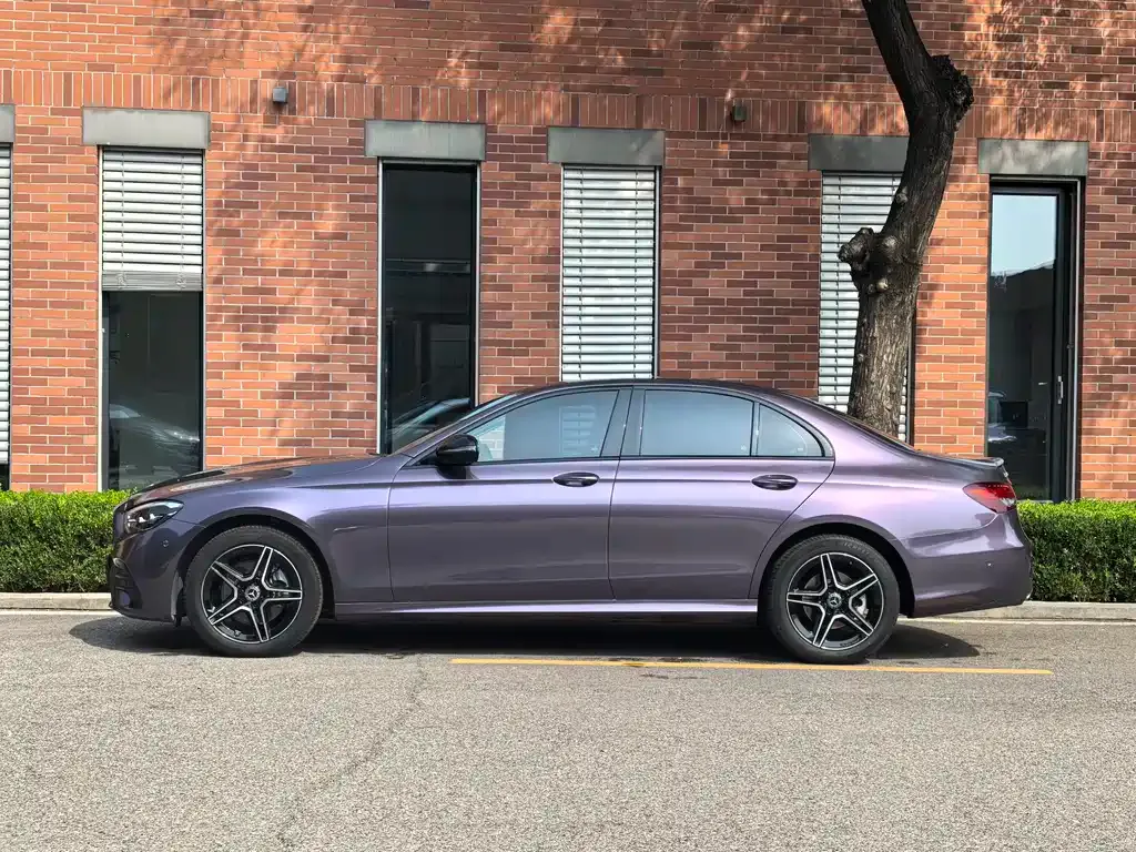 [object Object] E-Class (Import) 2023 из CN, фото 2