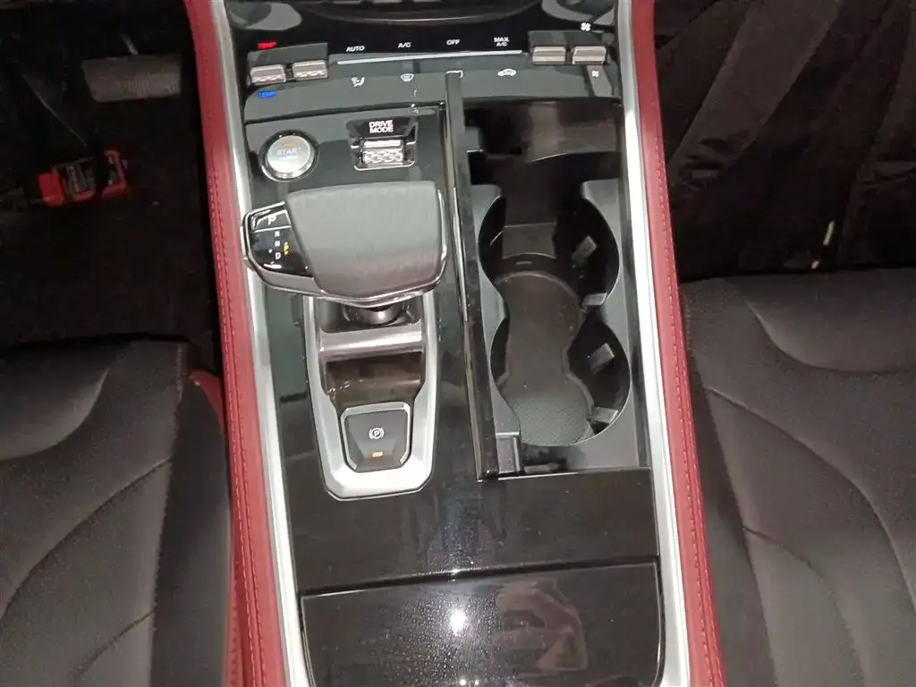 Changan CS85 COUPE 2023 из CN, фото 6
