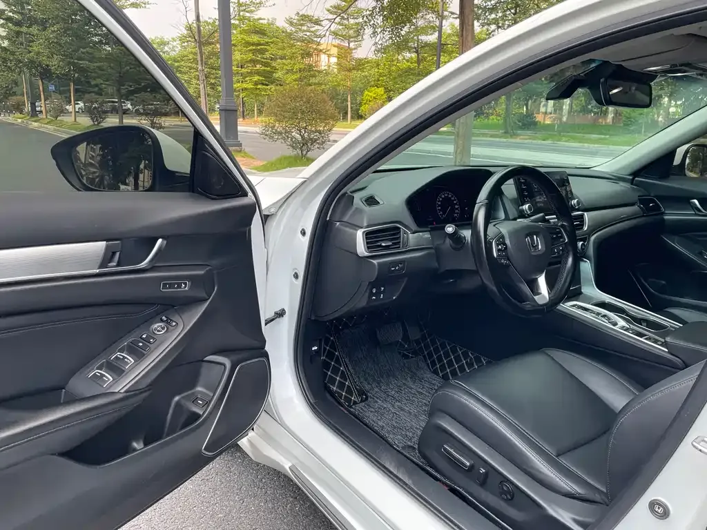 Honda Accord 2021 из CN, фото 7