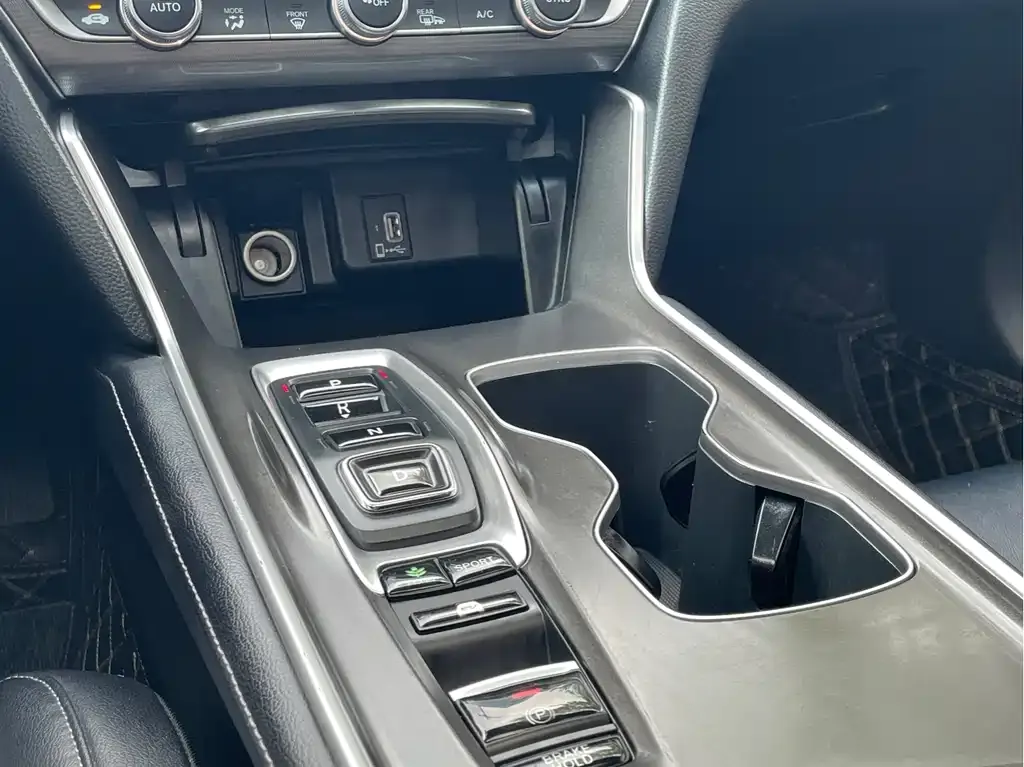 Honda Accord 2021 из CN, фото 8