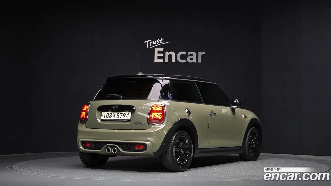 Mini Cooper 2021 из KR, фото 2