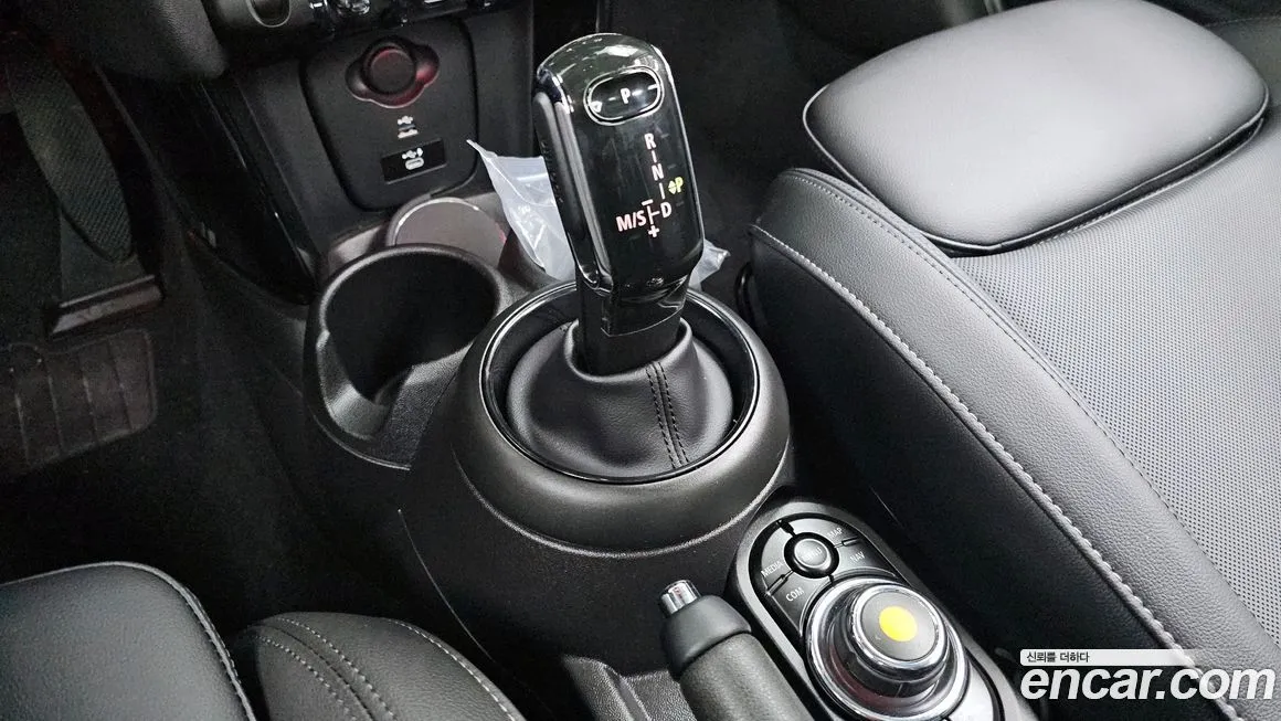 Mini Cooper 2021 из KR, фото 9