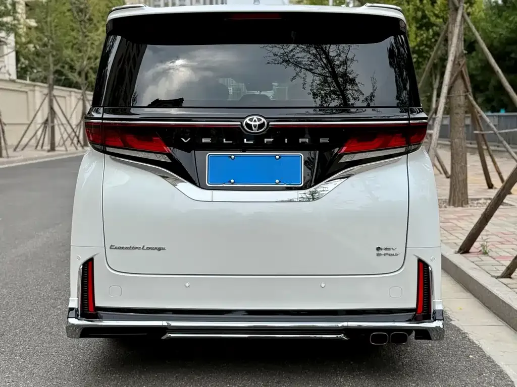 Toyota Vellfire 2024 из CN, фото 8
